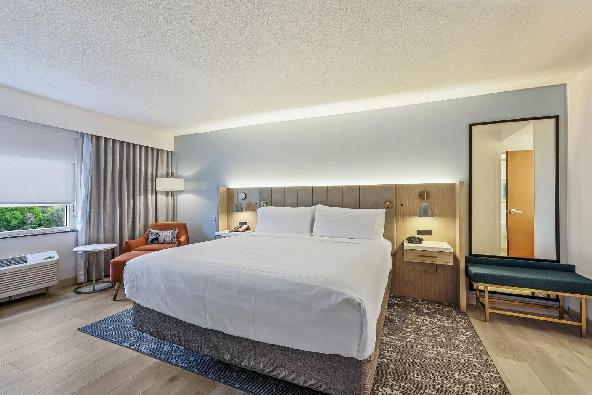 Готель Crowne Plaza Ft Myers Gulf Coast By Ihg Форт-Маєрс Екстер'єр фото