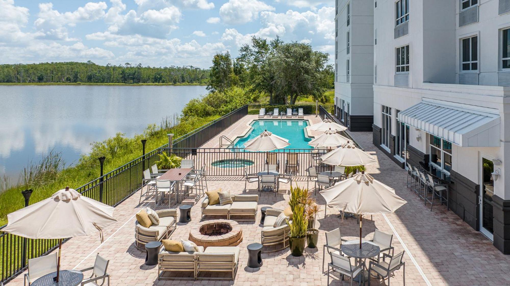 Готель Crowne Plaza Ft Myers Gulf Coast By Ihg Форт-Маєрс Екстер'єр фото